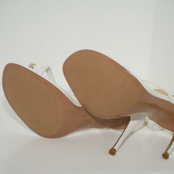 Steve Madden Tia Heels in White with Gold Hardware Women’s Size 8.5 New In Box! - Picture 6 of 14